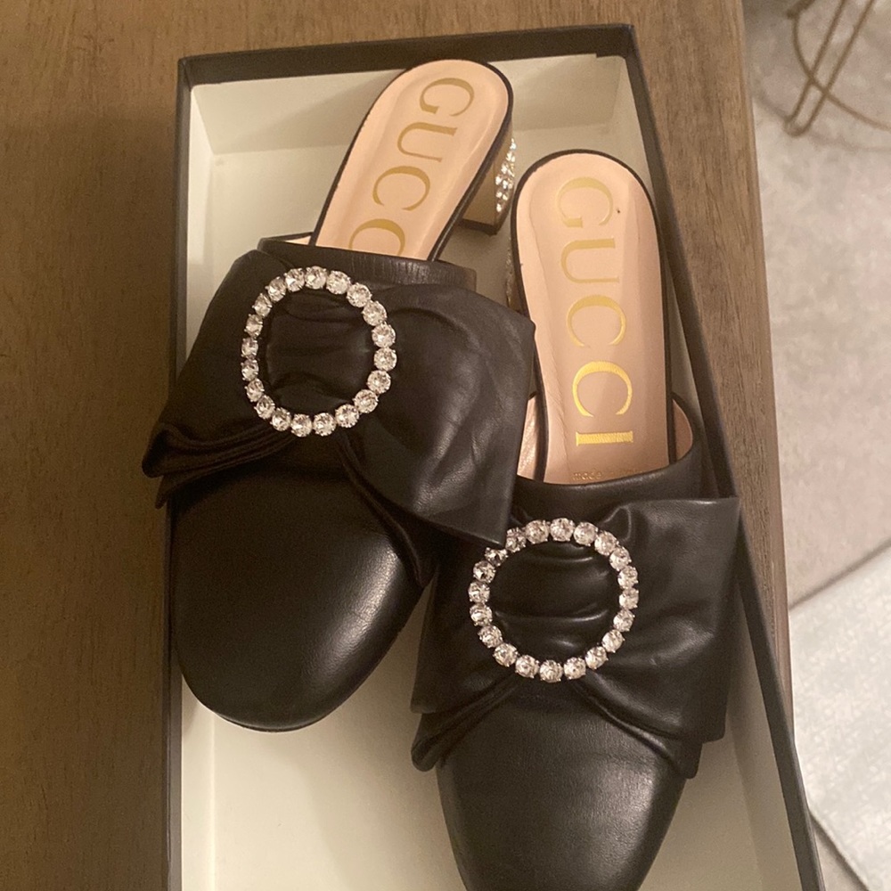Gucci Leather Jeweled Sandals